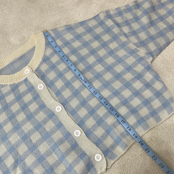 NWOT Shein Curve Baby Blue and Cream
Gingham Knit drop shoulder cardigan. - Picture 5 of 10